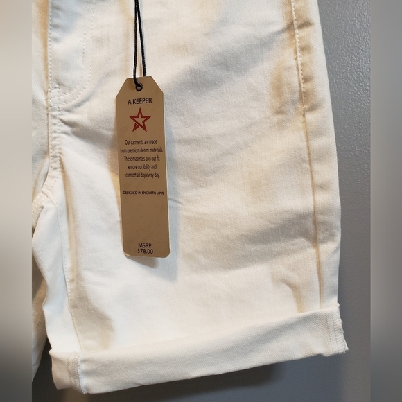 Red Star NWT White Bermuda Shorts, 2/26 - Picture 4 of 5